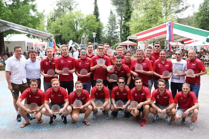 Ursprünglich bestand der Atus Bärnbach aus den Sparten Handball, Fußball, Schach, Fechten und Turnen. Übrig blieben Handball und Fußball mit erfolgreicher Tradition und großen Erfolgen.