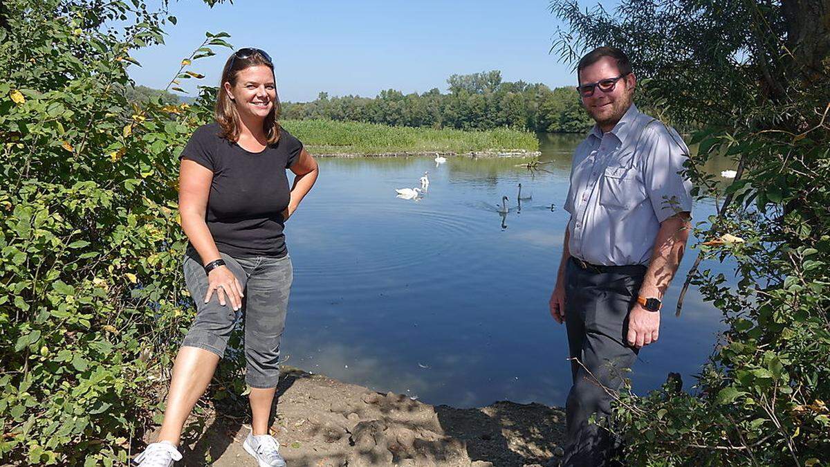 Natura 2000-Beauftragte Andrea Bund und Berg- und Naturwacht-Ortstellenleiter Raphael Narrath 