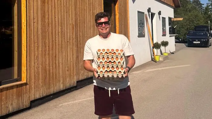 Die Hennen von Hans Putz am Tschudlhof produzieren 20 Prozent weniger Eier