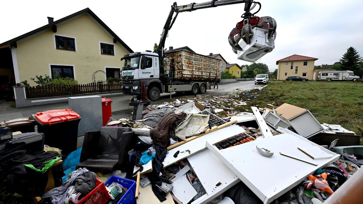 Überschwemmung und Hochwasser gehören in der Eigenheimversicherung zu den Sondergefahren, die meist nur sehr eingeschränkt gedeckt sind