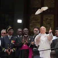 Leo XIV. mit Andrew Nkea Fuanyadem Erzbischof von Bamenda