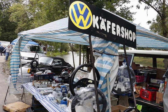 einem riesigem Teilemarkt und Glückhafen...
