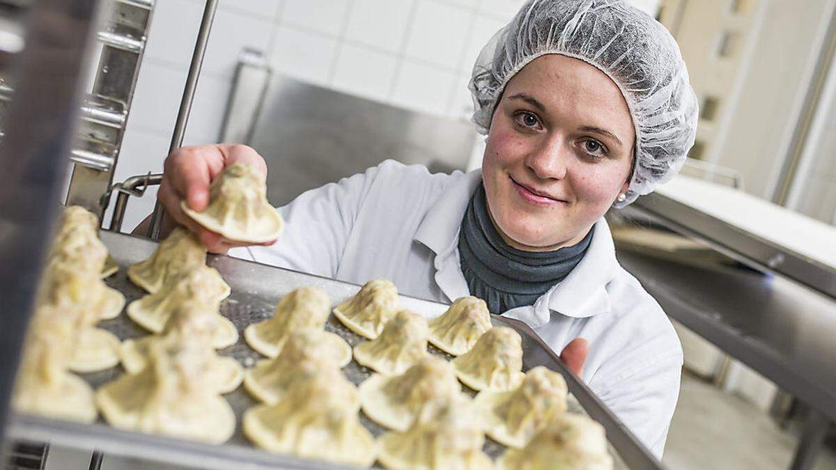 Nicht nur in der Fastenzeit heiß begehrt: Caroline Leitgebs Nudeln, die es inzwischen in 50 verschiedenen Sorten gibt