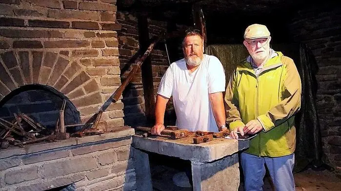 Norbert Marhold und Hans Eck in der Sunfixl-Höhle