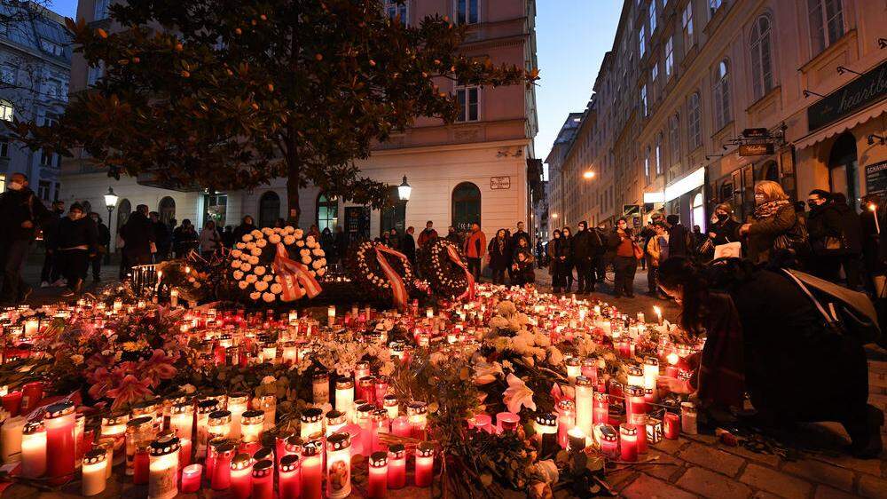 Lichtermeer am Ort des Terrors in der Wiener City