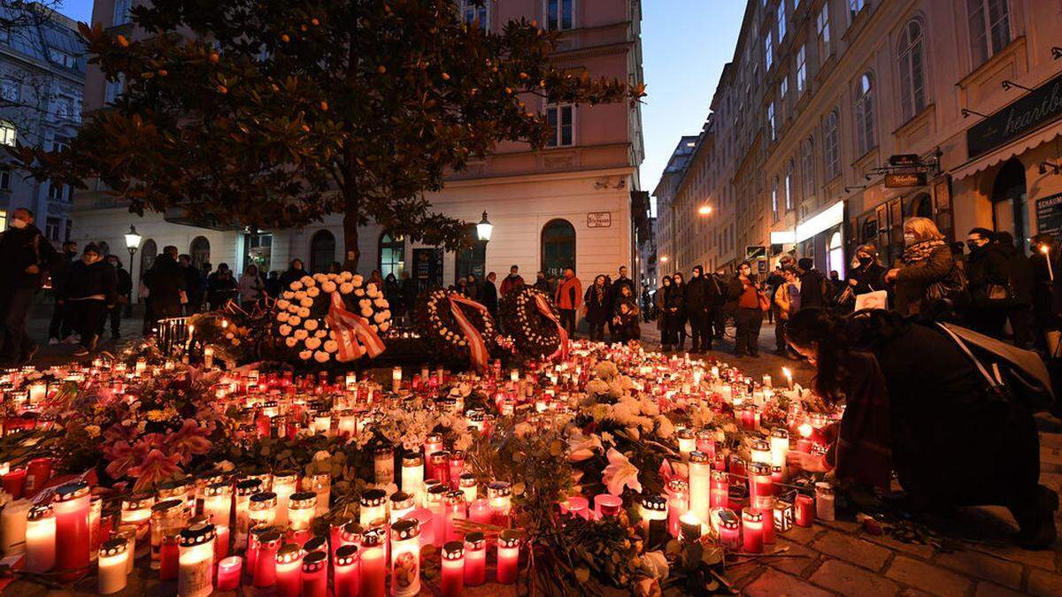 Lichtermeer am Ort des Terrors in der Wiener City