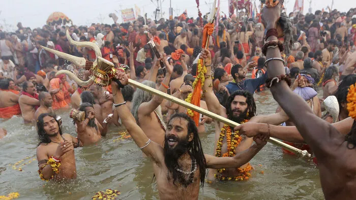 Kumbh Mela gilt als das größte religiöse Fest des Hinduismus und der Welt.