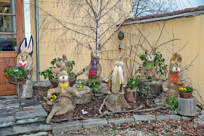 Hollenegg. „Gemma (Heu-)Hasen schaun!“ heißt’s u. a. im Rossstall Schloss Hollenegg. Samstag 11–18 Uhr, Sonntag 9–17 Uhr.schwanberg.gv.at/news