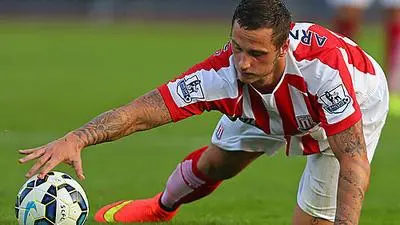 Am Boden? Das ist Arnautovic natürlich nicht