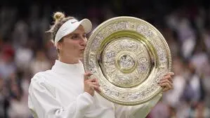 Im Juli 2023 gewann Marketa Vondrousova den Wimbledontitel