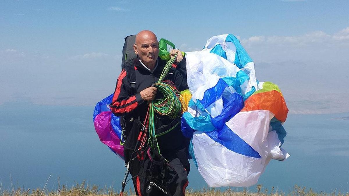 Josef „Pepi“ Gasteiger genießt immer noch jeden Flug mit einem Paragleiter