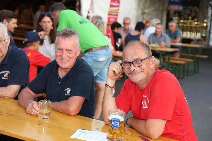 Klicken Sie sich durch weitere Fotos vom Nassbewerb mit anschließendem Feuerwehrfest der FF Dirnbach!