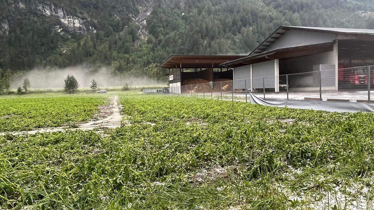 Besonders starke Schäden gibt es ersten Meldungen zufolge in Nikolsdorf