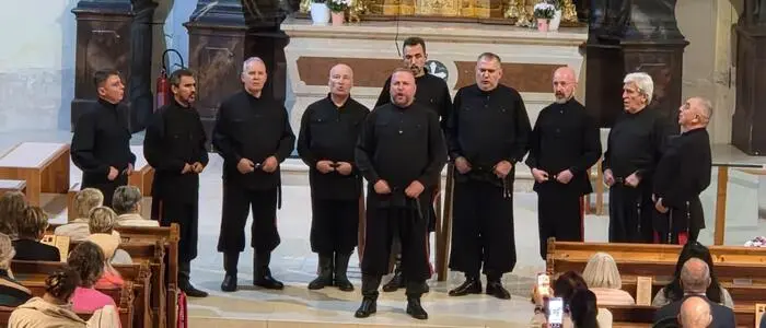 Stimmgewaltig in der Irdninger Pfarrkirche: der Don Kosaken Chor Serge Jaroff