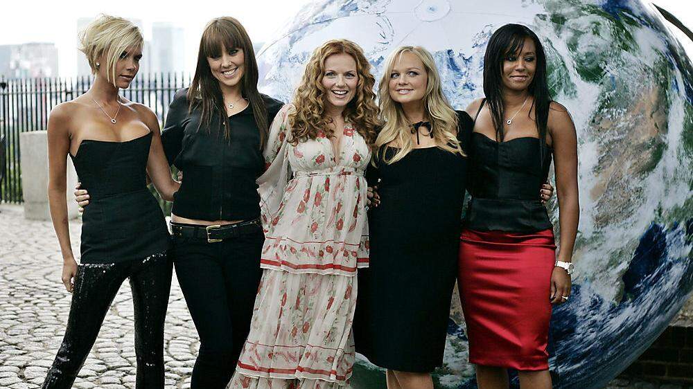 Foto aus 2007: von links  Victoria Beckham, Melanie Chisholm, Geri Halliwell, Emma Bunton und Melanie Brown