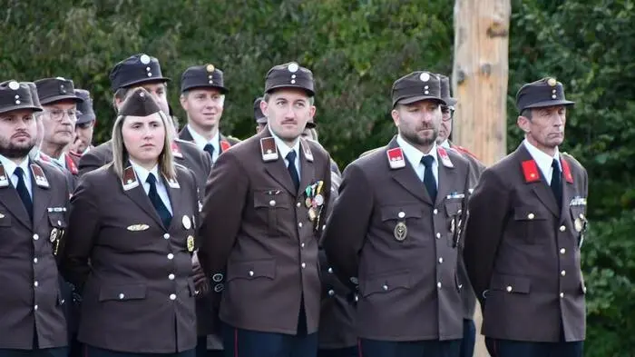 Seit Jahresbeginn feiert die Feuerwehr Peterdorf (Marktgemeinde St. Peter am Kammersberg) ihr 100-jähriges Bestehen. Am Programm standen unter anderem eine Silvesterparty im Rüsthaus, Maibaumaufstellen und das Jubiläumsfest im Juni.