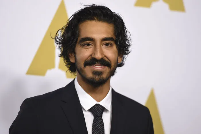 Der britische Schauspieler Dev Patel ist in diesem Jahr für seine Rolle in "Lion" erstmals für den Oscar nominiert. Vor fast zehn Jahren hatte er sein Hollywood-Debüt im oscarprämierten Drama "Slumdog Millionär" gegeben.