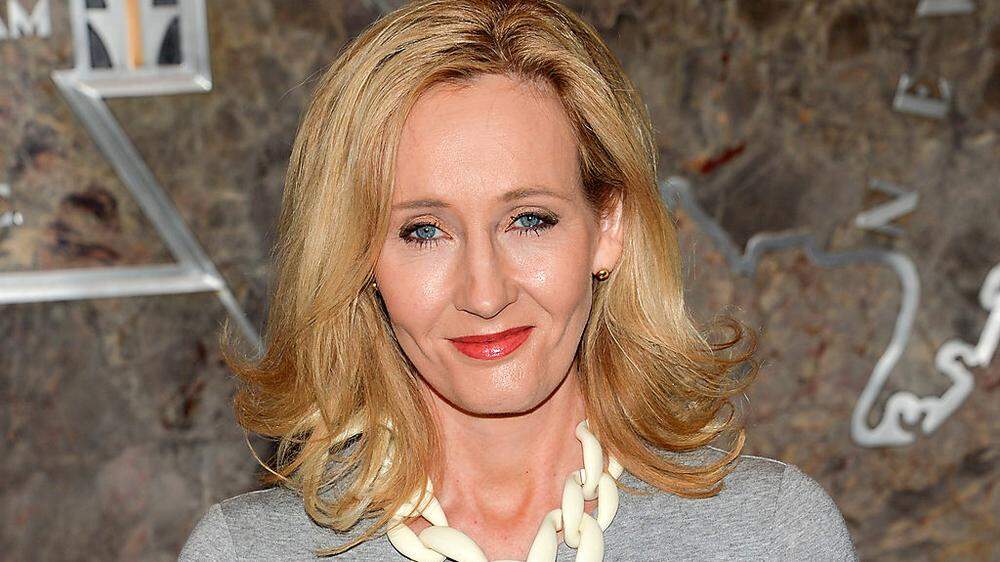 J.K. Rowling geht nun mit den Kritikern von Noma Dumezweni hart ins Gericht 