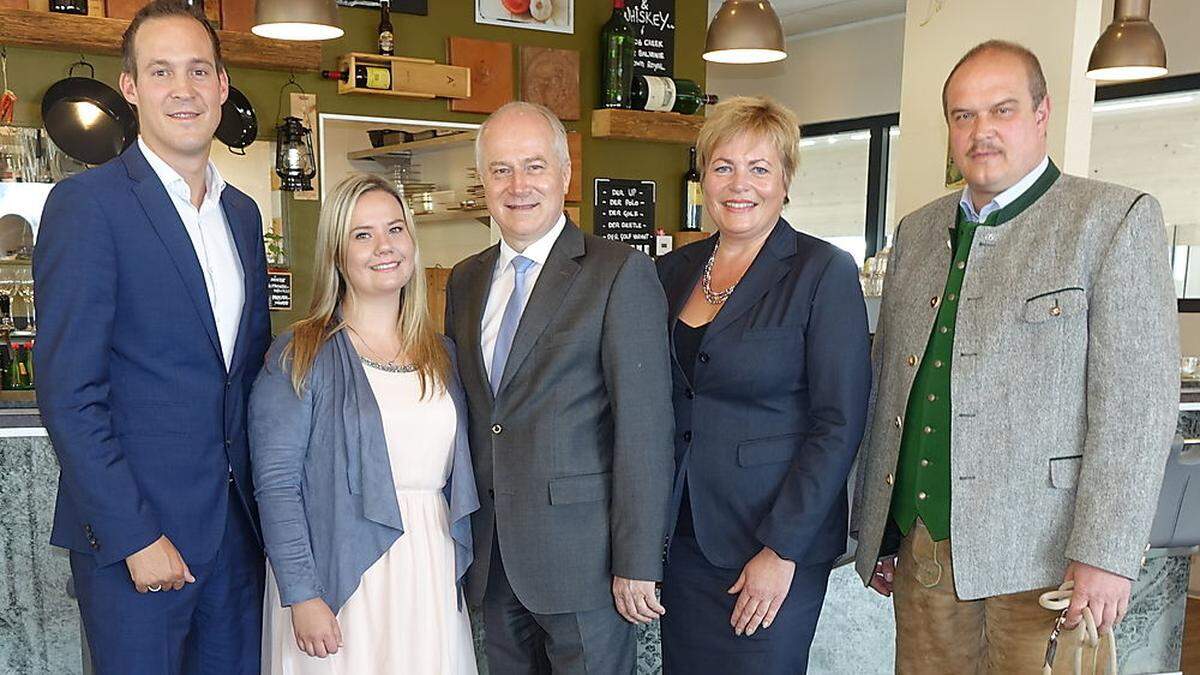 Raphael Ebner, Eva-Maria Petritsch, Hans Seitinger, Eva Schmidinger und Martin Spreitzhofer (von links)