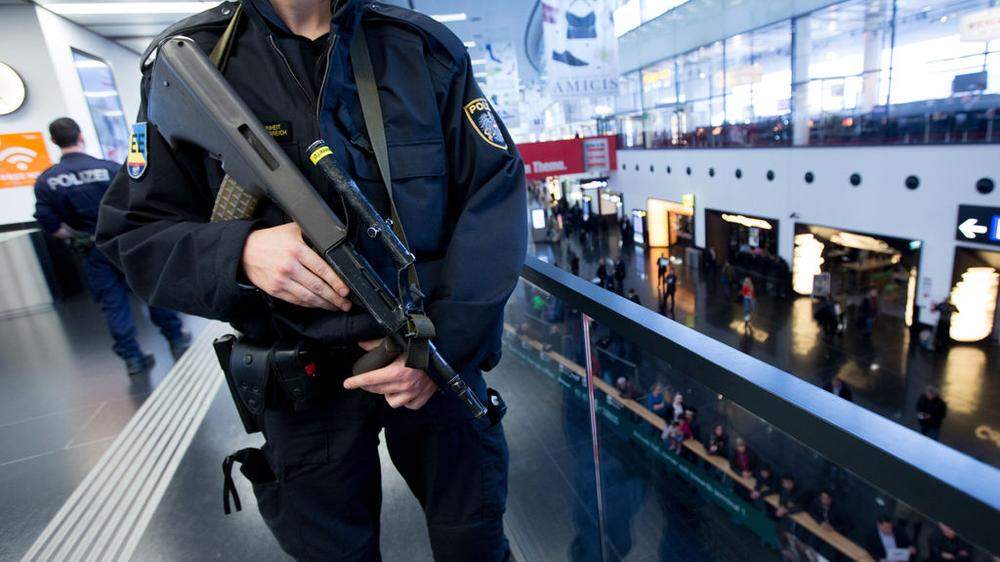 Sicherheitsvorkehrungen am Flughafen Wien 