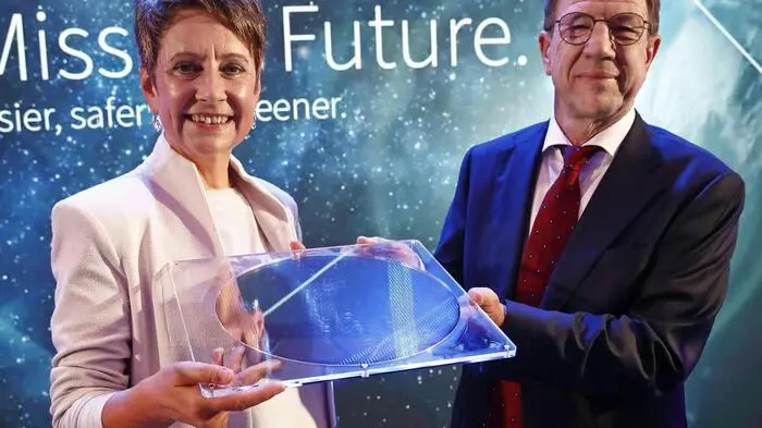 Infineon-Austria-Vorstandsvorsitzende Sabine Herlitschka, Infineon-Vorstandsvorsitzender Reinhard Ploss