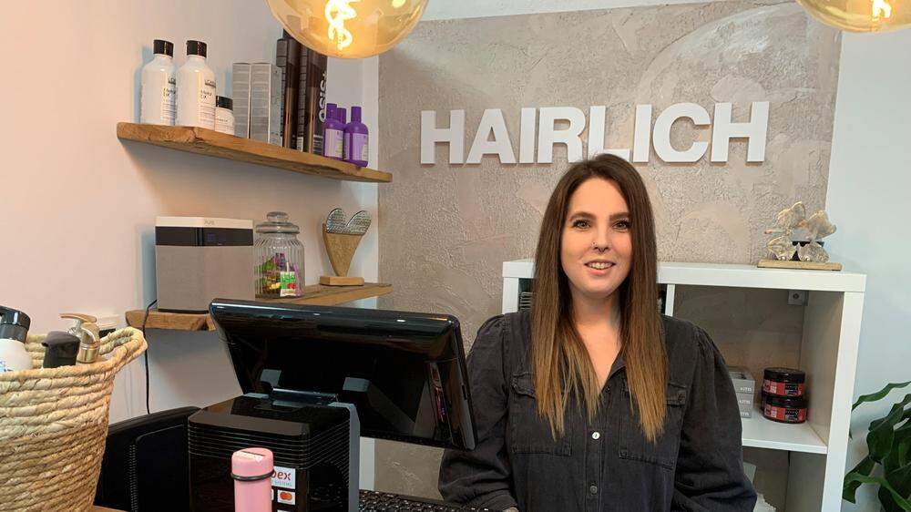 Friseurin Verena Hutmaier ist seit Anfang November neue Chefin des Salons „Hairlich“ in Leoben