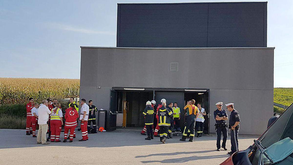 Die Passagiere mussten über den Notausstieg aus dem Tunnel geleitet werden