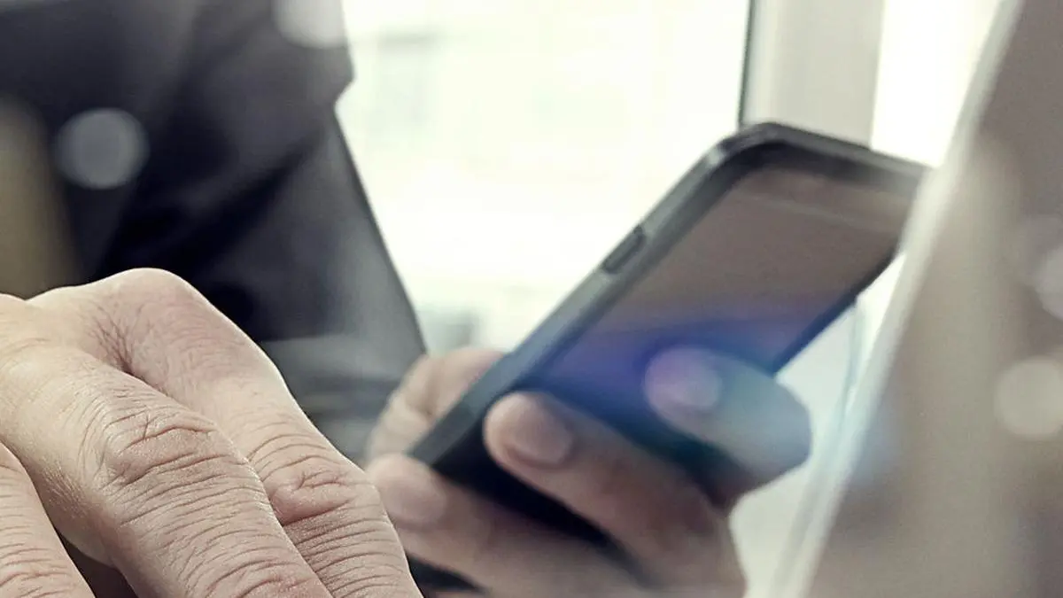 BILD zu OTS - Telefonisches Homeoffice in der Corona-Krise: Zuhause telefonieren wie im Büro