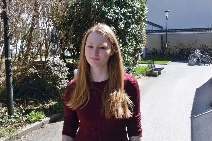 Julia Konic: Ich bestelle ein, zwei Mal im Monat Essen, meistens bei den selben Lokalen. Welcher Lieferservice dann kommt, ist mir eigentlich egal. Über die Handy-App, die ich dafür benutze, sieht man gar nicht, wie das Essen kommt, aber es geht schnell und verlässlich, das ist mir wichtig.