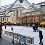 Ein Arbeiter verletzte sich am Eislaufplatz in der Innenstadt