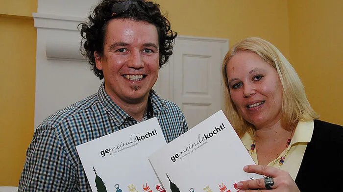 Kevin Walter und Alexandra Gutmann gestalteten das Leibnitzer Kochbuch