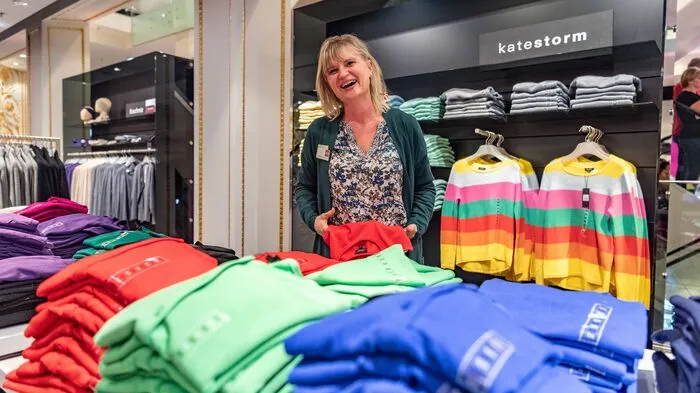 Immer wieder zusammenlegen, neu stapeln: Renate Moser-Haid