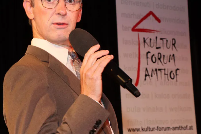 Moderation Christian Hölbling alias „Helfried“.