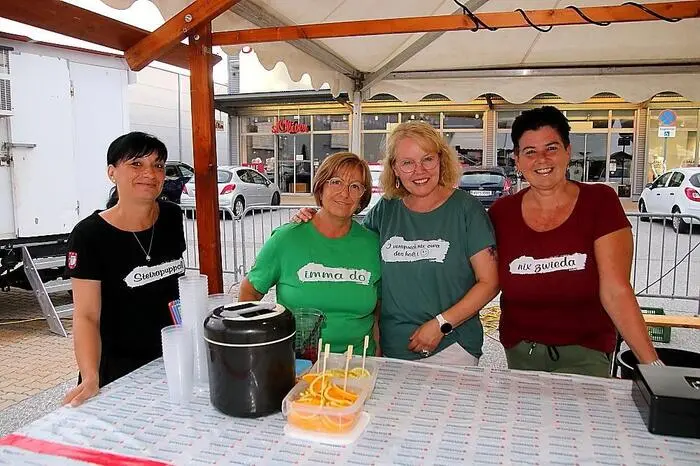 Für Getränke und Grillspeisen zeichnete der Kulturverein Rosental verantwortlich.