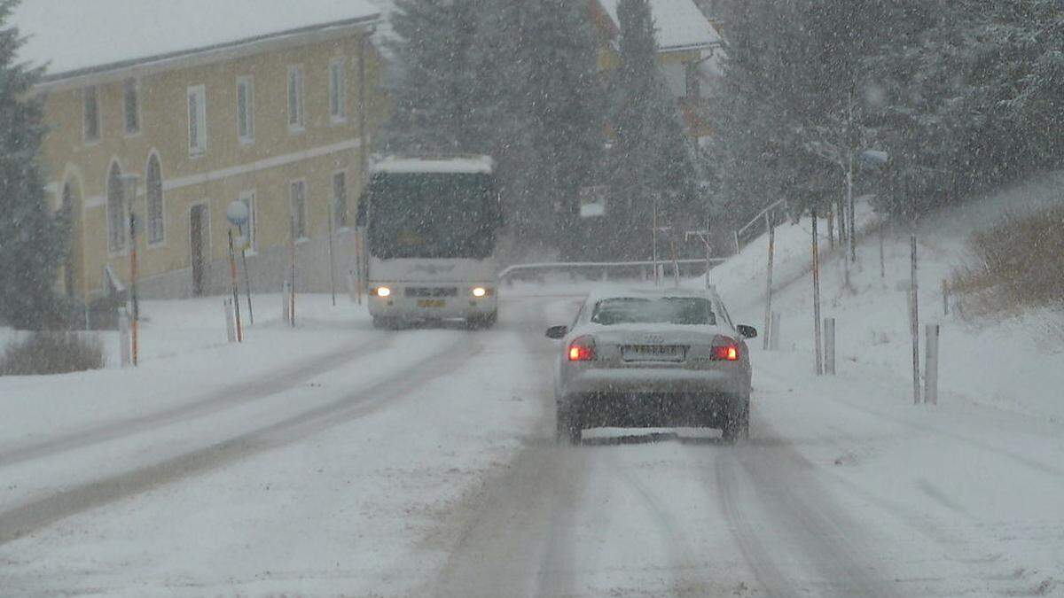 Trotz Schneefalls am Präbichl sei man am Dienstag von einem Verkehrschaos weit entfernt gewesen (Archivbild)