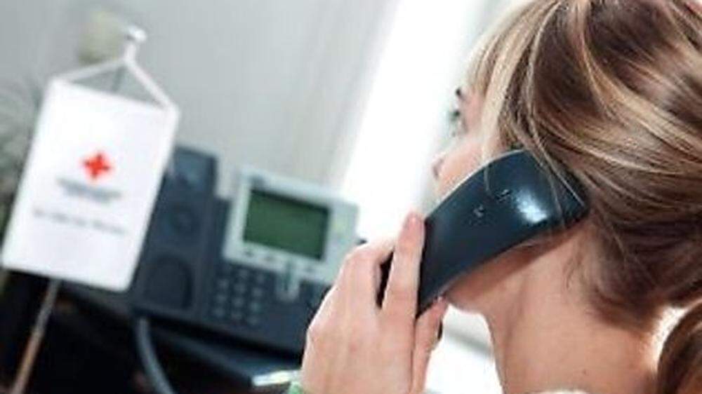 Die Anrufer bleiben anonym, die Mitarbeiterinnen und Mitarbeiter der Kummernummer auch: Es geht ums Reden miteinander.