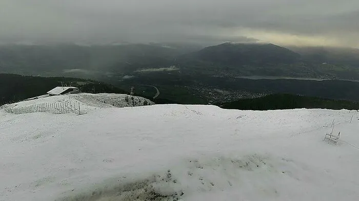 Das Goldeck präsentiert sich mit einer weißen Schneedecke