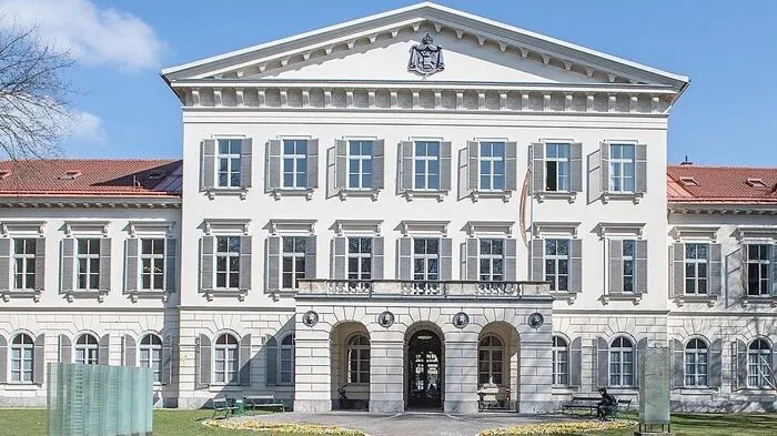 neuer Rektor oder neue Rektorin wird am Freitag gewählt