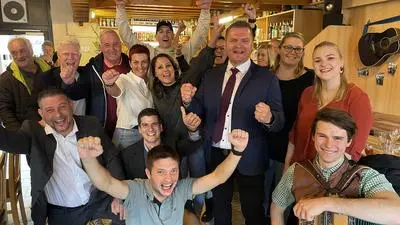 In Unzmarkt jubelt die SPÖ: Sie holt nach 40 Jahren der ÖVP-Dominanz die absolute Mehrheit