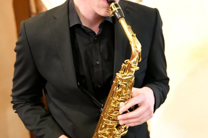...Max Rukavina (Saxophon),... 
