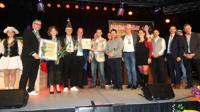 Die Auszeichnung zum Führen des Stadtwappen wurde vom Stadtrat einstimmig gewählt!