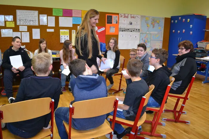 Die Neue Mittelschule Ilz und der Lions Club Veste Riegersburg beteiligen sich ebenfalls an der Fanpatenschaft. So verbringen die Schüler der zweiten Klassen der NMS Ilz vor Wettkampfbeginn einen Tag lang mit den Athleten und feuern diese bei ihren Bewerben in Graz an.