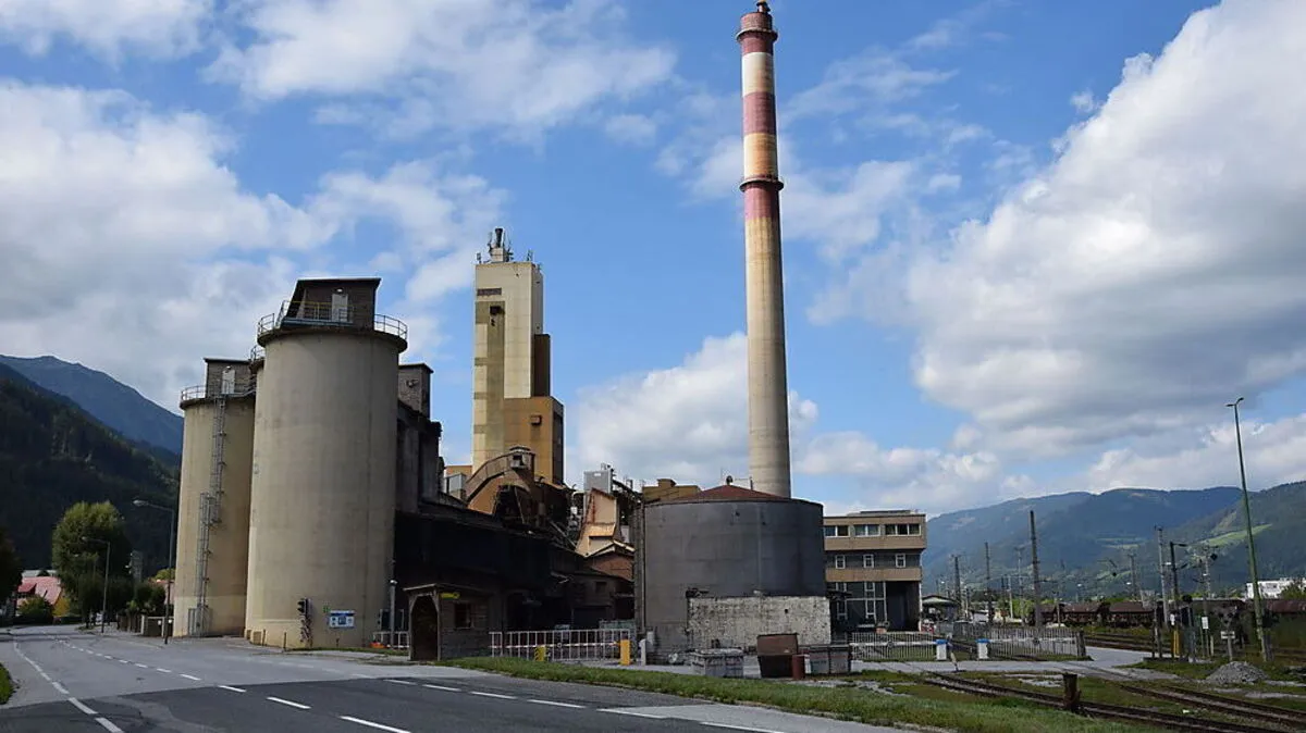 200 Mitarbeiter der Stammbelegschaft arbeiten noch in dem Triebener Werk