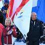 Roswitha Stadlober und Johan Eliasch  | Roswitha Stadlober und Johan Eliasch während der Schlusszeremonie der Ski-WM 2023 in Courchevel