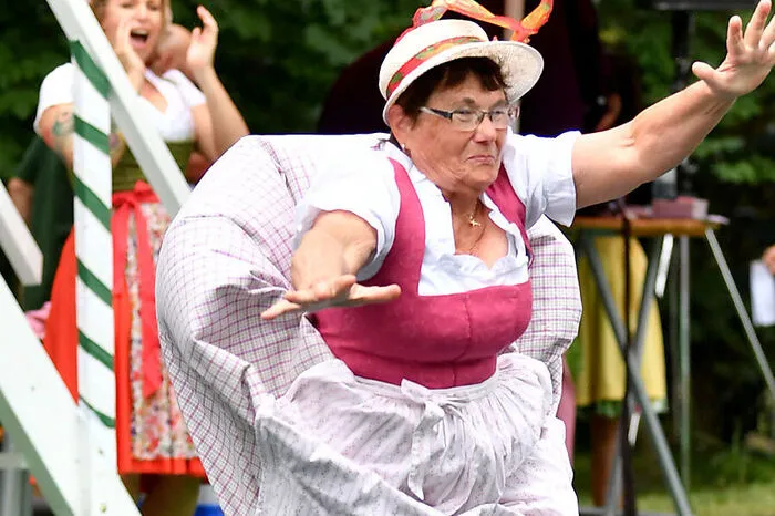 Die älteste Teilnehmerin, die 76-jährige Herta Wührer aus Schwanenstadt, erhielt für ihren Mut einen Sonderpreis.