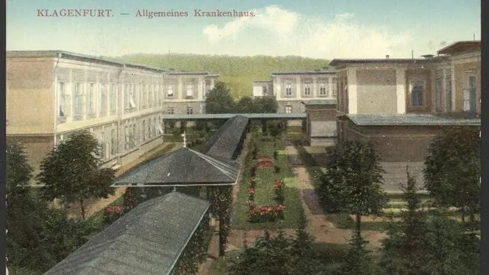 Blick auf die Pavillons