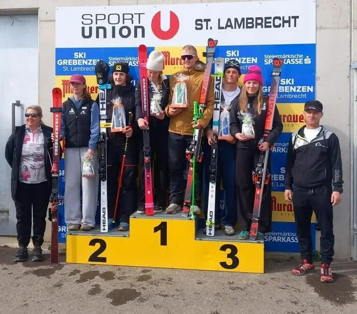 Bei den Siegerehrungen der FIS/CIT-Riesenslaloms hat es auf der Grebenzen sowohl bei den Aktiven als auch bei den Organisatoren zufriedene Gesichter gegeben