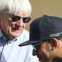 Bernie Ecclestone (links) und Lewis Hamilton