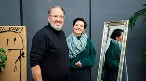 Kleine-Redakteur Thomas Plauder und seine Ärztin Bianca Zuschnig 