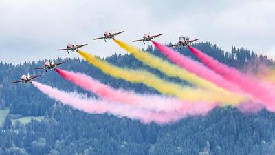 Bunte Farben am Himmel über Zeltweg